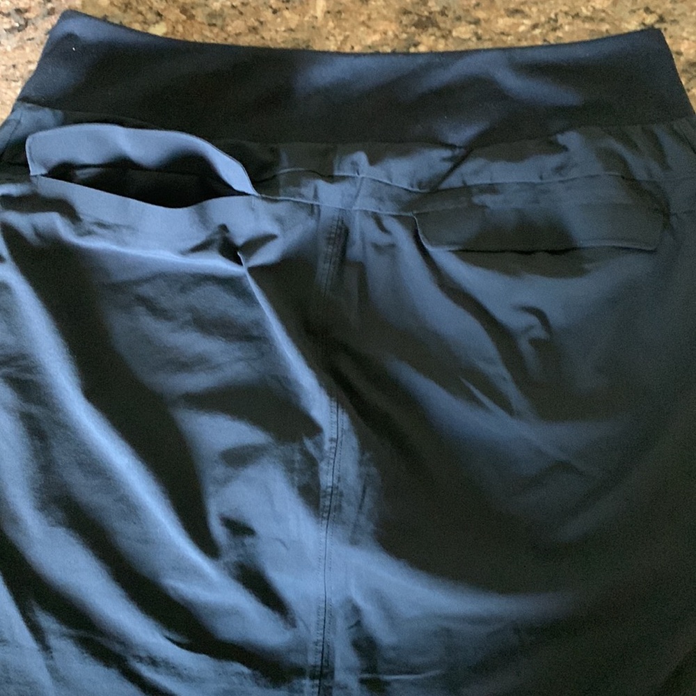 Athleta Skort EUC - Picture 5 of 7